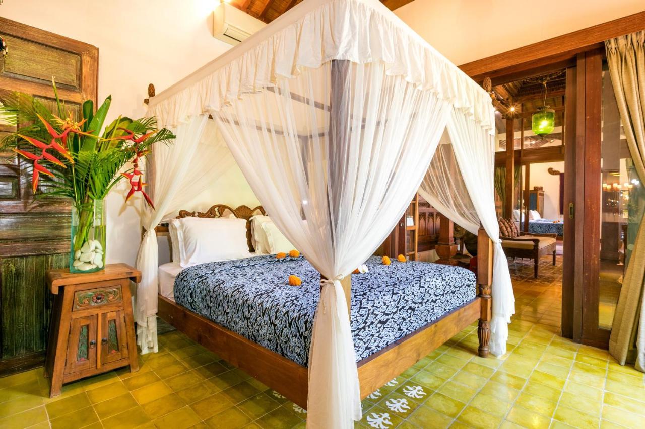 Villa Kampung Kecil