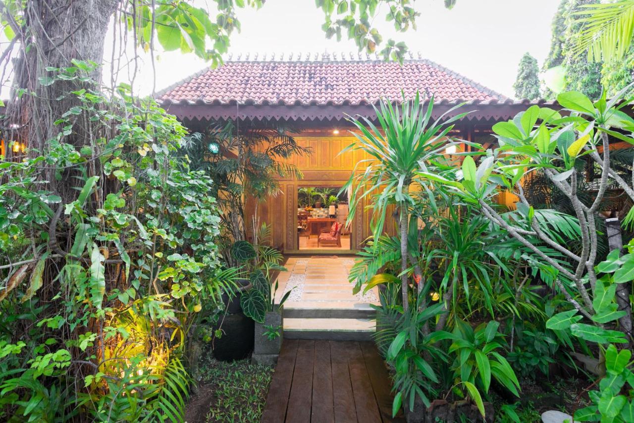 Kampung Kecil Villa *